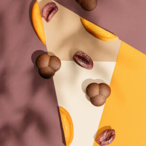 Trèfle saucier abricot olive_Alléno & Rivoire @Ilya Kagan